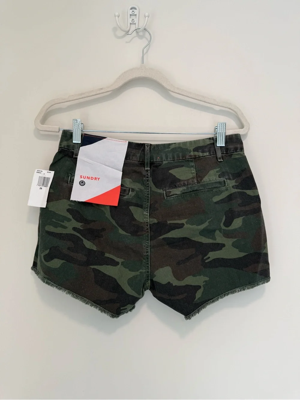 Sundry Camo Shorts NWT, size 26